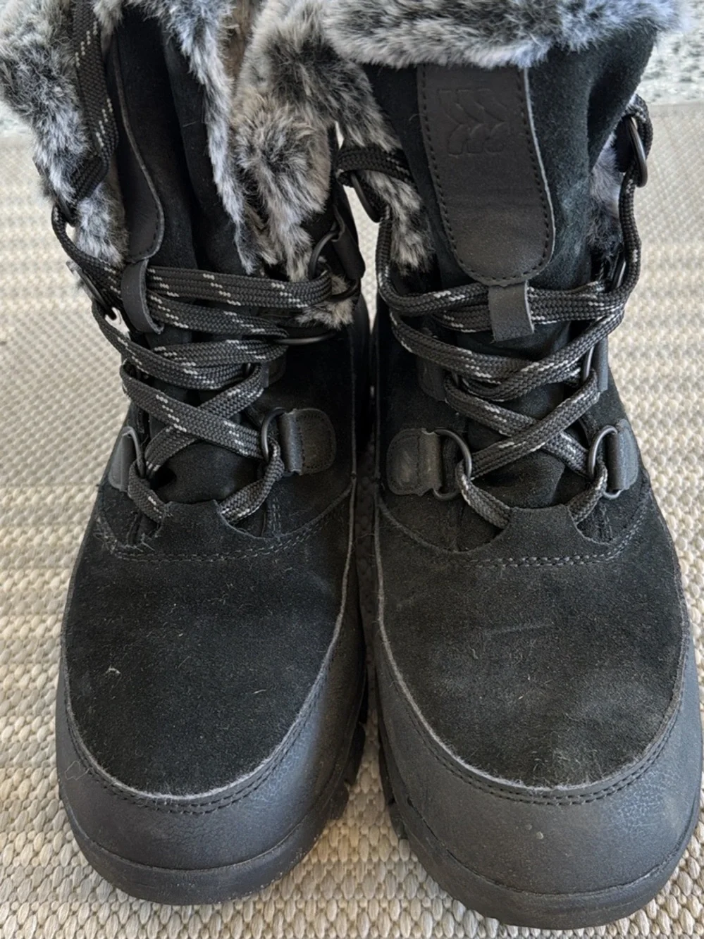 all in motion Black Faux-Fur Trim Winter Ankle Boots